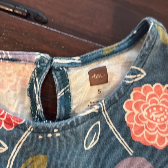 Tea Floral Dress - Picture 2 of 3